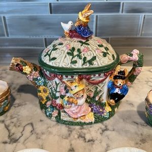 22 Piece Ceramic Bunny Tea Set